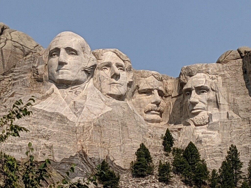 mt rushmore-- mtn west adv.jpg