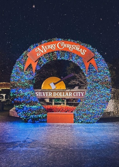 branson christmas.jpg