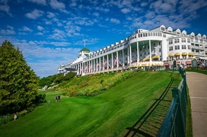 Grand Hotel 1 mackinac isl..jpg